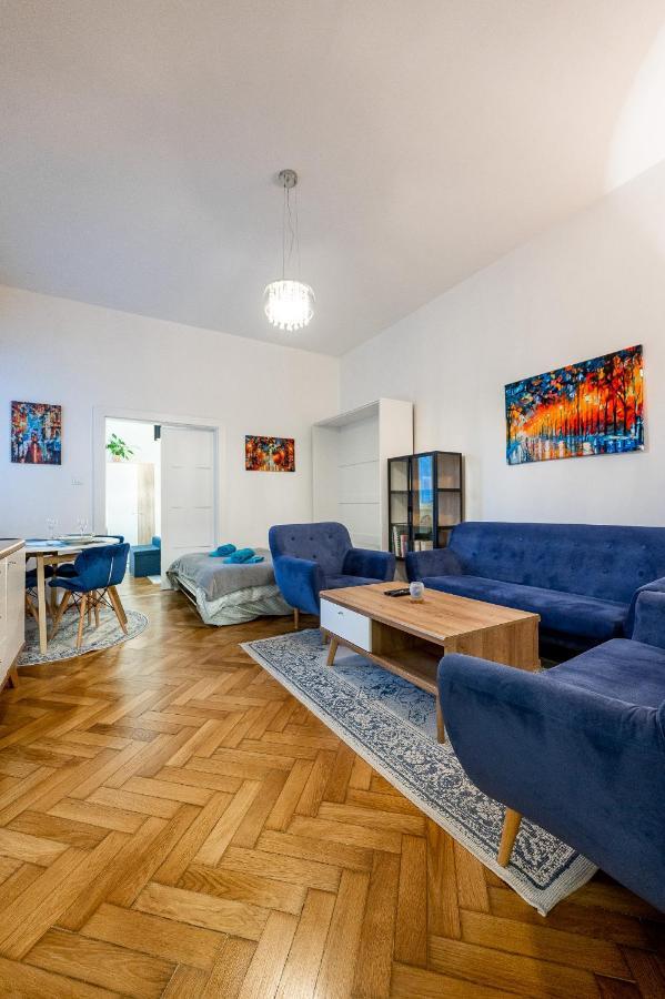 Mojmirova Apartment Kosice Center מראה חיצוני תמונה