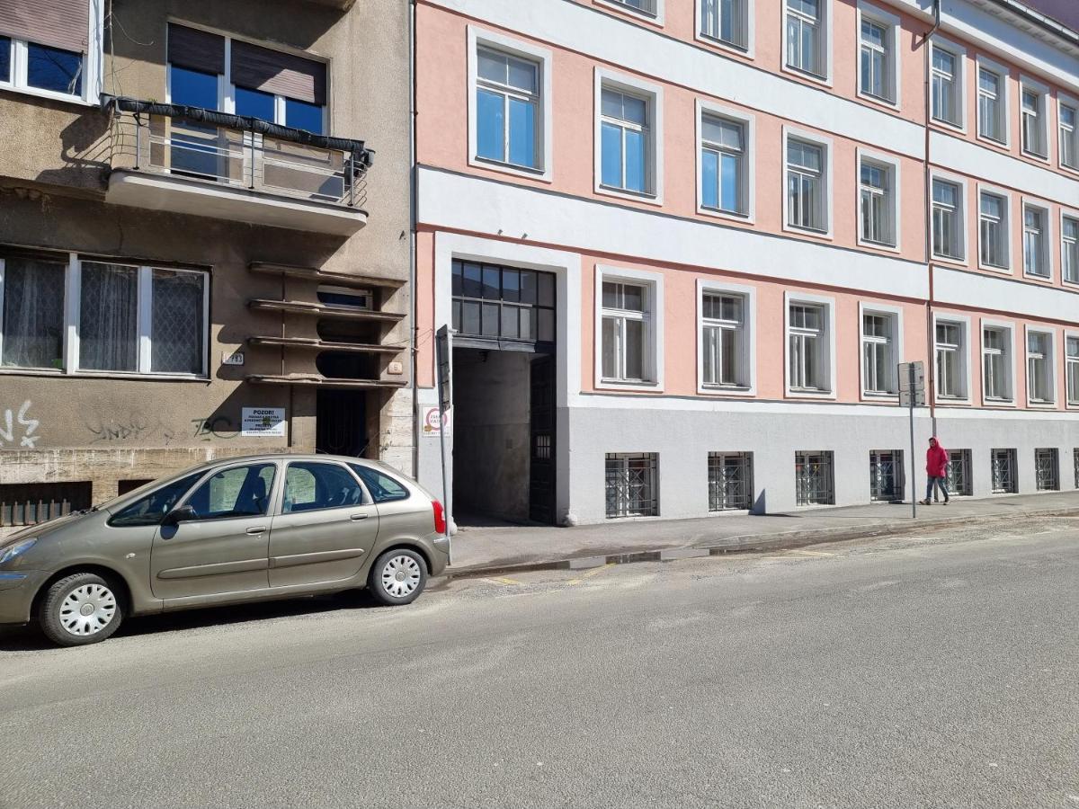 Mojmirova Apartment Kosice Center מראה חיצוני תמונה